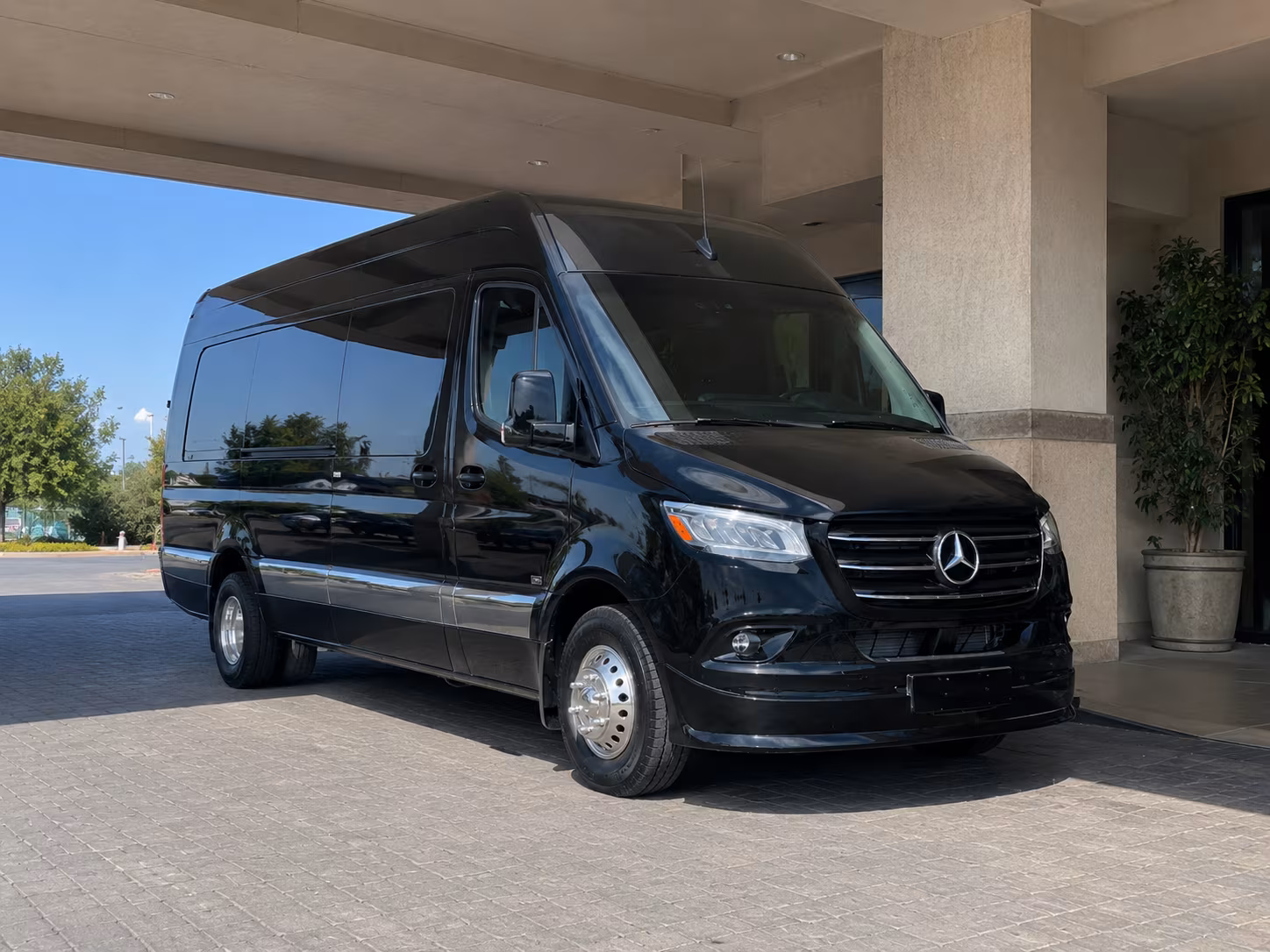 find the perfect transportation for your next prom 5